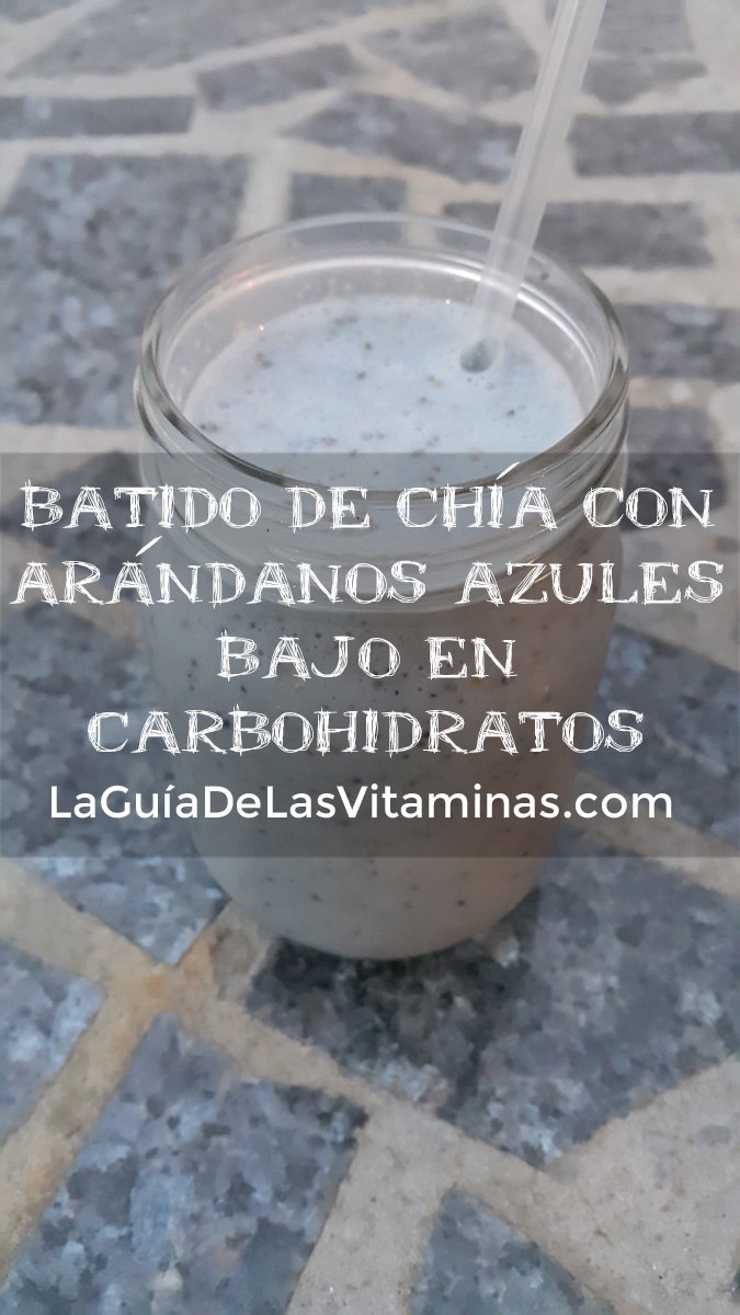 Batido de chia con arándanos azules bajo en carbohidratos