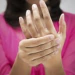 Adormecimiento de los dedos causas diagnostico y tratamiento