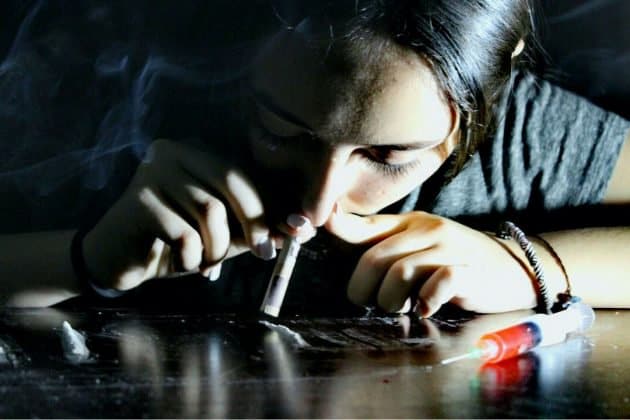 11 Causas Reales De La Drogadicción En Los Adolescentes La Guía De 1713
